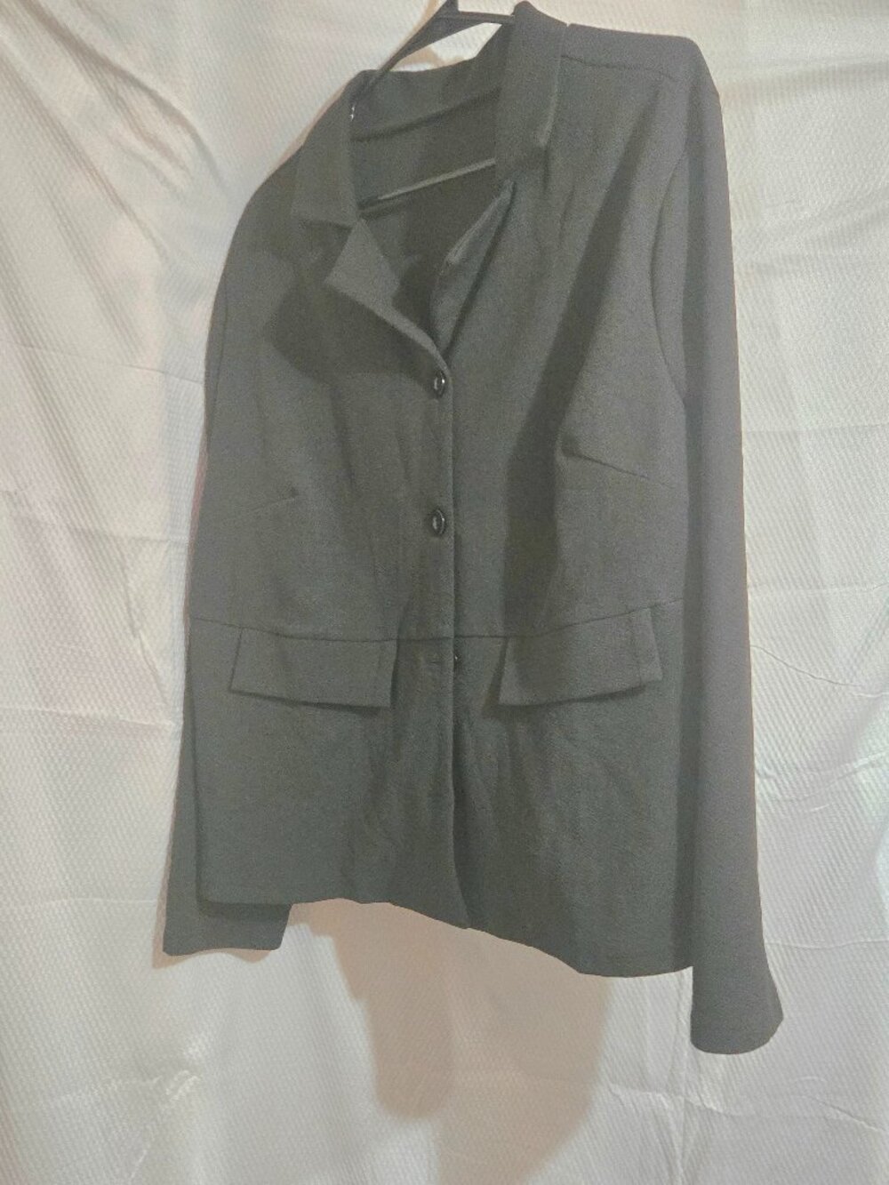 Classic Black Button-Front Blazer โ Professional & Versatile